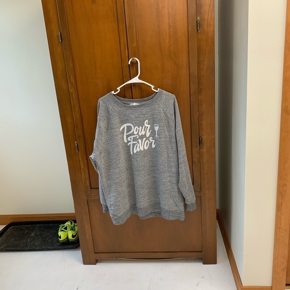 COPY - Wildfox crew neck sweatshirt large oversized fit 24in pit “pour favor” g…
